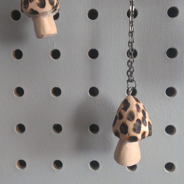 morel toadstool pendant necklace -accessory- prettydreamer - 2