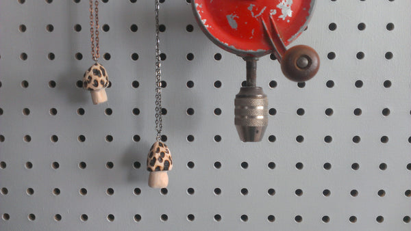 morel toadstool pendant necklace -accessory- prettydreamer - 4