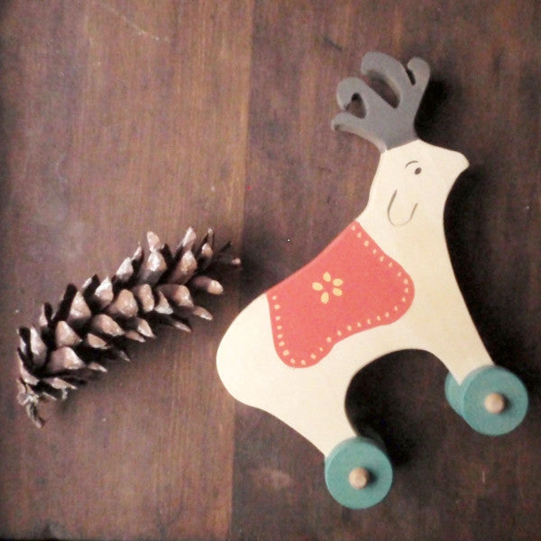 folkloric reindeer push toy -toys- prettydreamer - 1